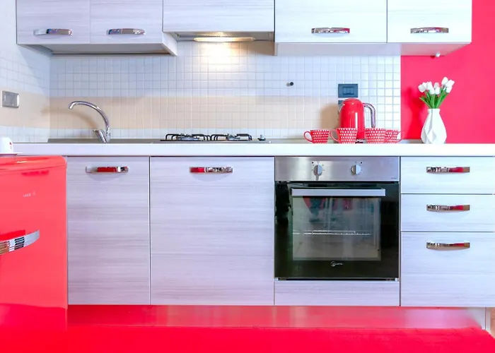 Red Chic Apartament *