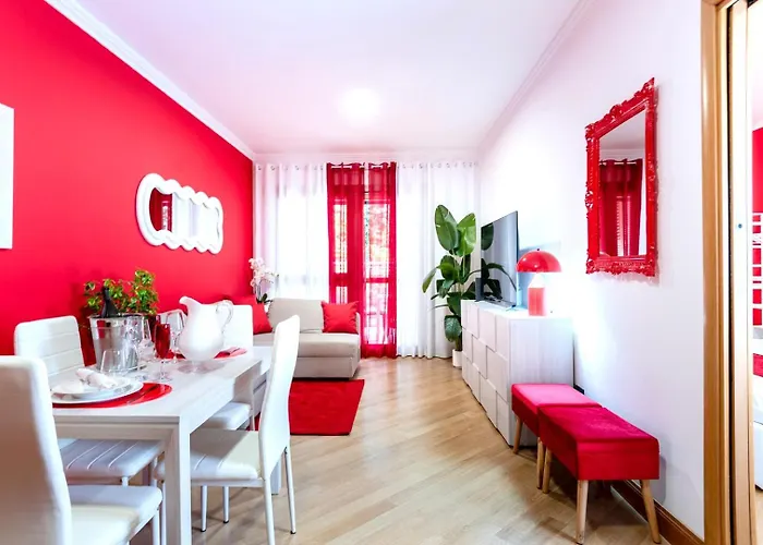 Red Chic Apartament *