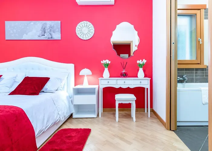 Red Chic