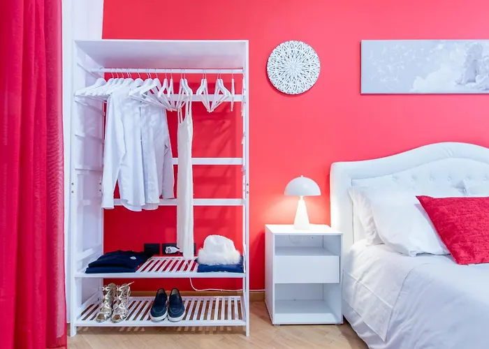 Red Chic Apartament *